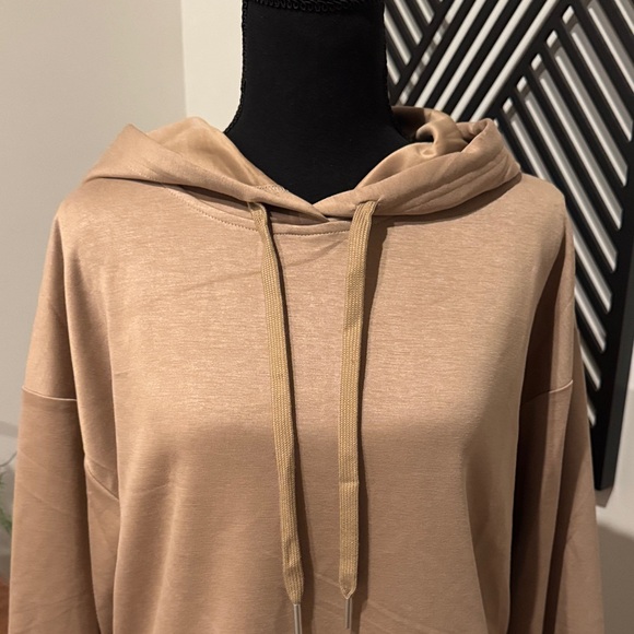 Jodifl Hoodie with Plaid Hem medium - Picture 3 of 13